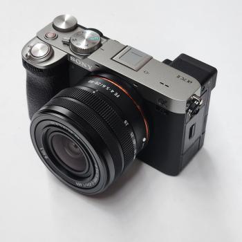 Sony a7C II Mirrorless Camera with 28-60mm Lens (Silver)